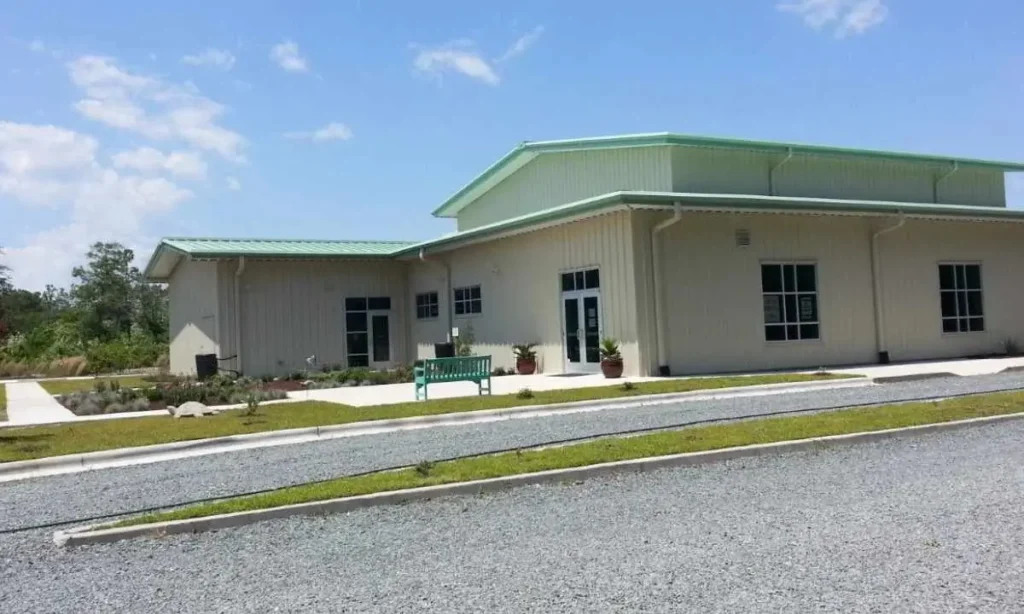 KarenBeasleySeaTurtleRescueRehabilitationCente