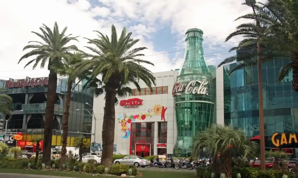 MsWorldCoca ColaStore